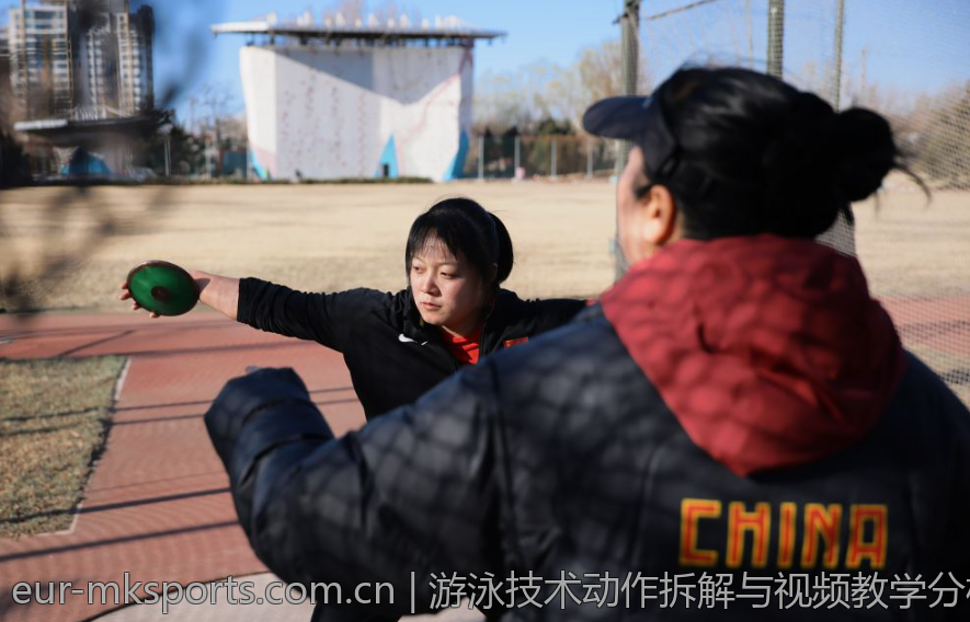 游泳技术动作拆解与视频教学分析